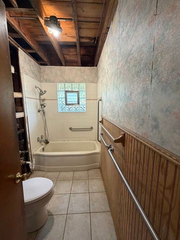 8130 45th Place, Lyons, IL 60534