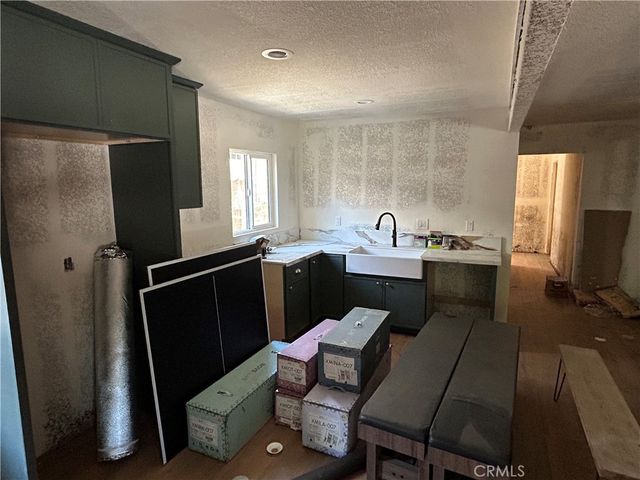 628 Friendly, Crestline, CA 92325