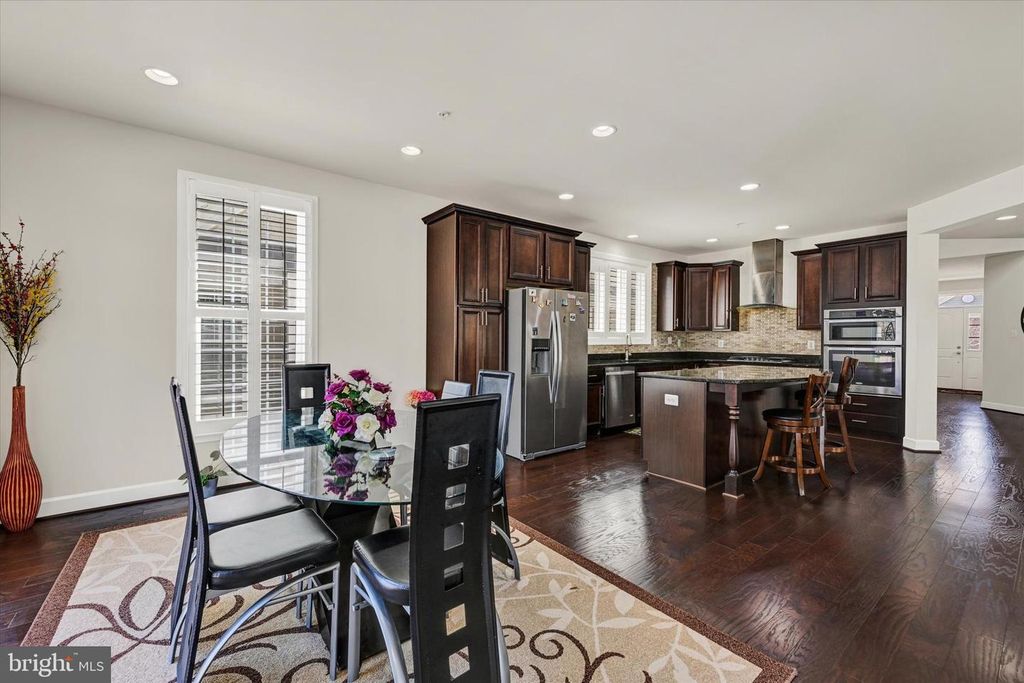 Image 19 of property listing at 2788 CHEEKWOOD CIR, Ellicott City, MD 21042