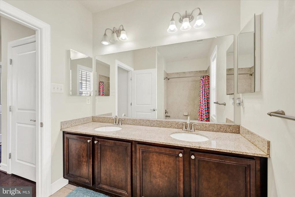 Image 32 of property listing at 2788 CHEEKWOOD CIR, Ellicott City, MD 21042