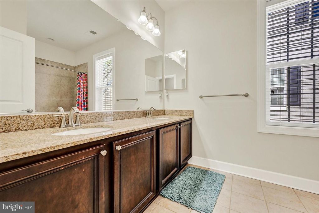 Image 34 of property listing at 2788 CHEEKWOOD CIR, Ellicott City, MD 21042