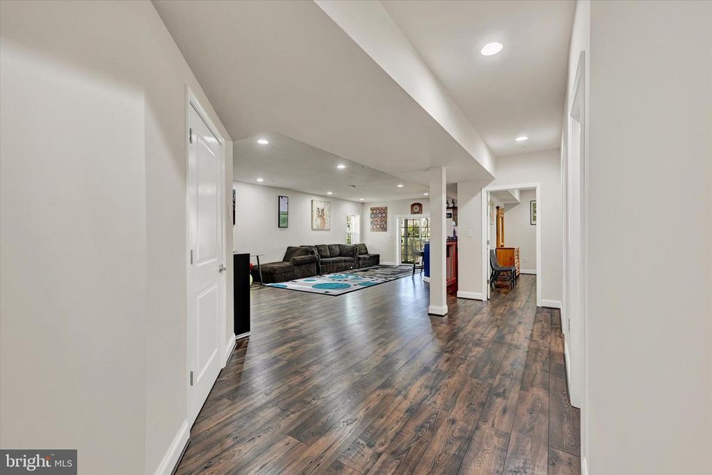 Image 43 of property listing at 2788 CHEEKWOOD CIR, Ellicott City, MD 21042