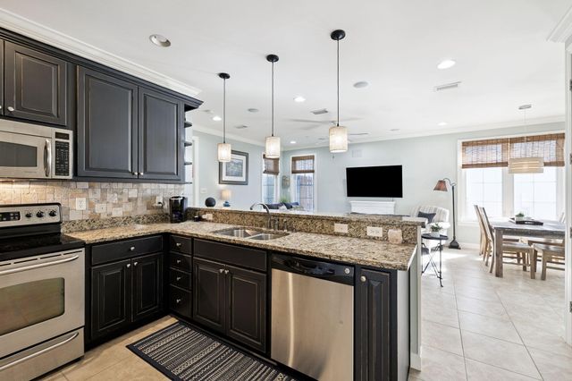 82 S Zander Way, Santa Rosa Beach, FL 32459