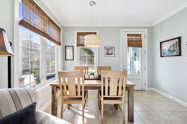 82 S Zander Way, Santa Rosa Beach, FL 32459