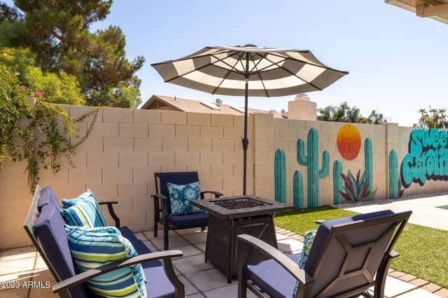 6325 E CAROLINA Drive, Scottsdale, AZ 85254