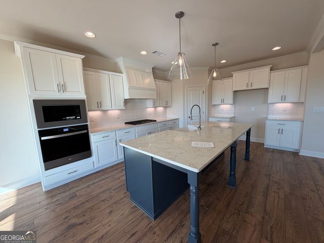 233 Oakdale Road 53, Jefferson, GA 30549