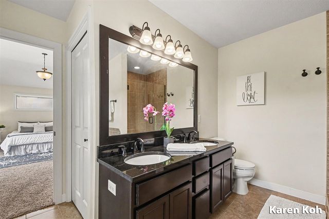 4521 Burton Forest Court, Grand Rapids, MI 49546