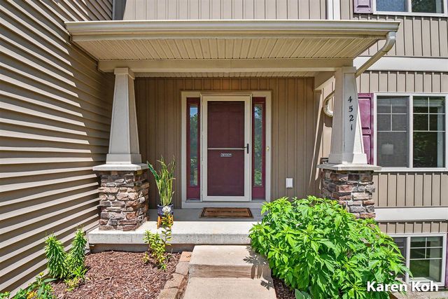 4521 Burton Forest Court, Grand Rapids, MI 49546