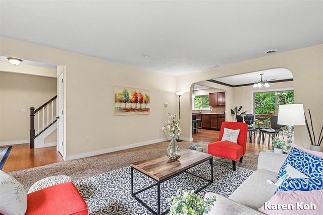 4521 Burton Forest Court, Grand Rapids, MI 49546