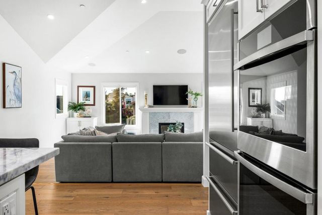 124 Lagunitas Court, Aptos, CA 95003