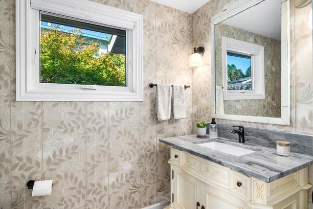 124 Lagunitas Court, Aptos, CA 95003