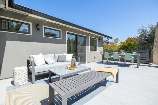 124 Lagunitas Court, Aptos, CA 95003