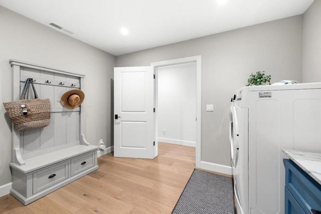 124 Lagunitas Court, Aptos, CA 95003