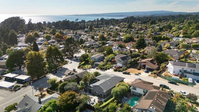124 Lagunitas Court, Aptos, CA 95003