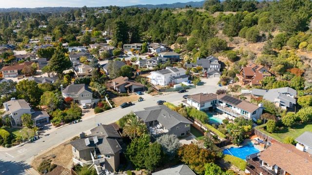 124 Lagunitas Court, Aptos, CA 95003