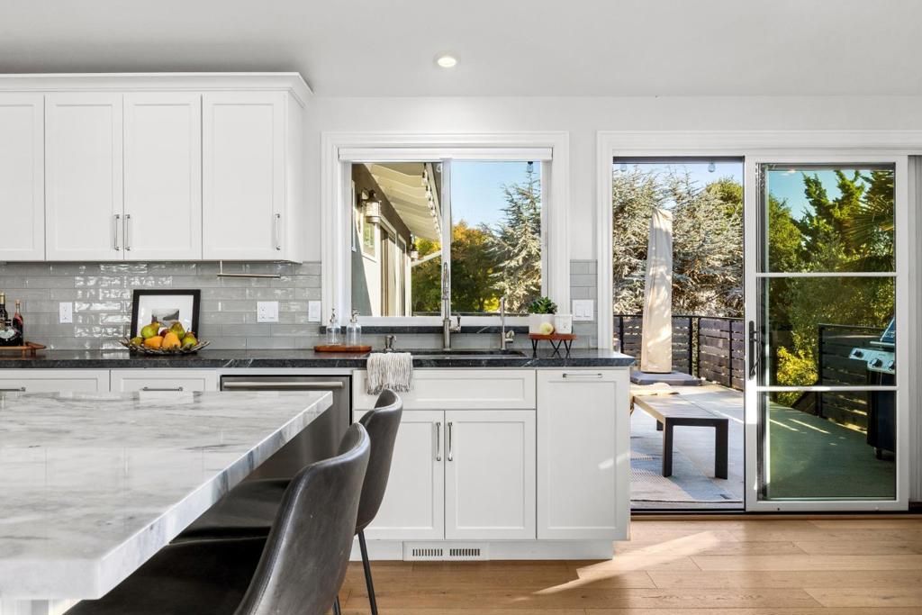 Image 11 of property listing at 124 Lagunitas Court, Aptos, CA 95003