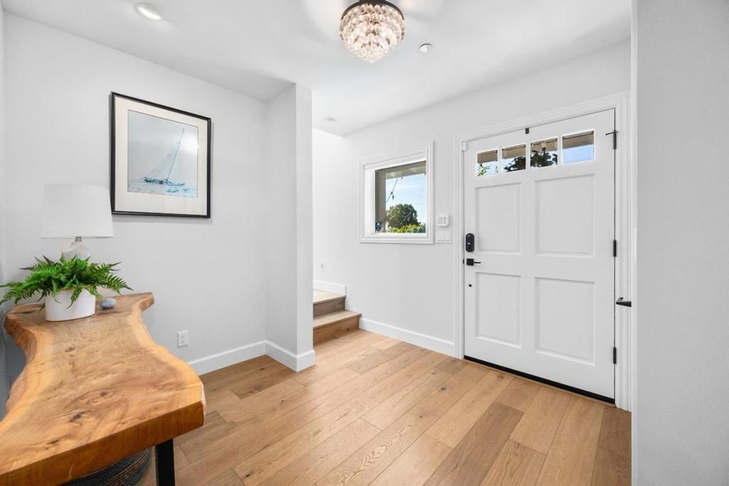 Image 3 of property listing at 124 Lagunitas Court, Aptos, CA 95003