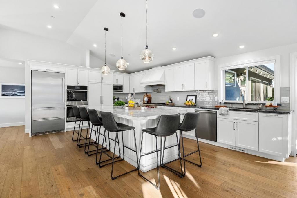 Image 5 of property listing at 124 Lagunitas Court, Aptos, CA 95003