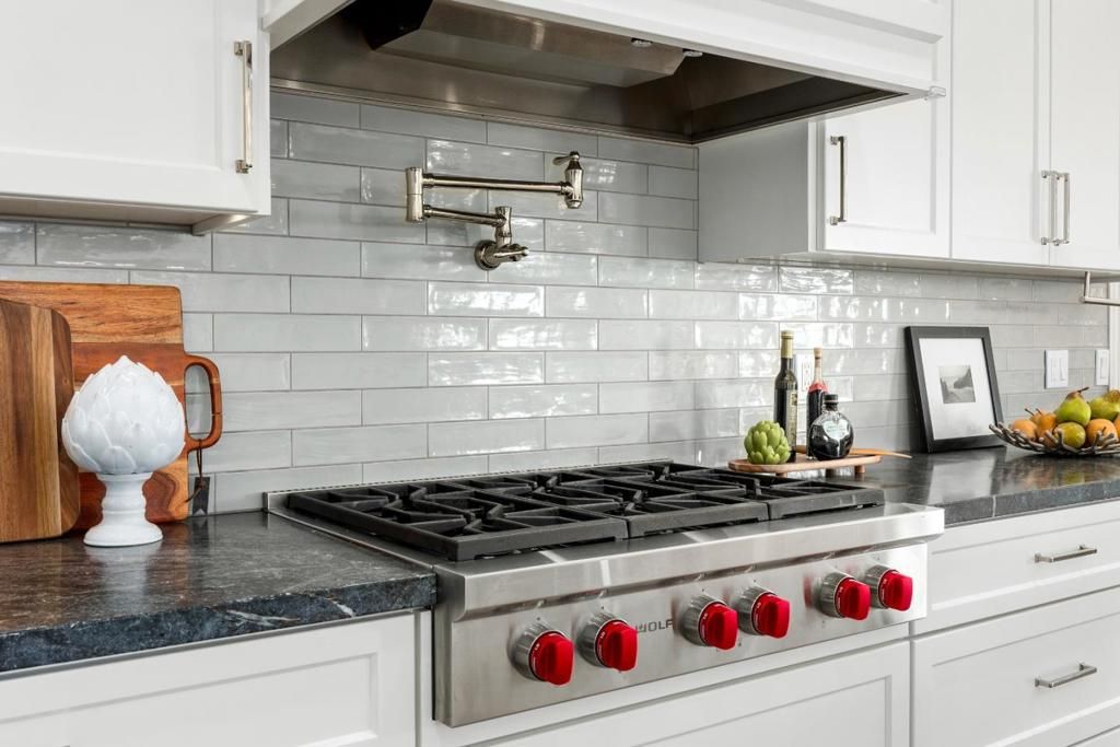 Image 8 of property listing at 124 Lagunitas Court, Aptos, CA 95003