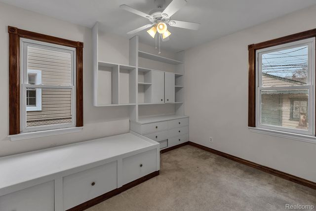 1133 Mill Street, Lincoln Park, MI 48146