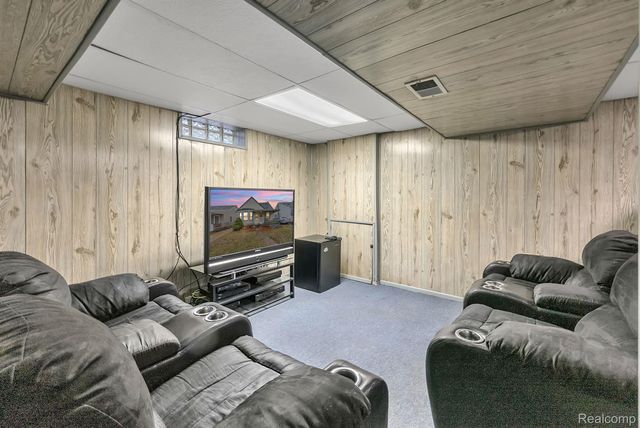 1133 Mill Street, Lincoln Park, MI 48146