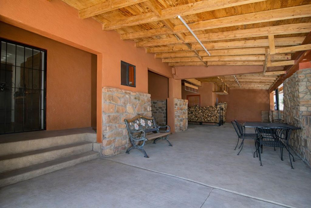 Image 5 of property listing at 112 Silva Avenue, Las Vegas, NM 87701