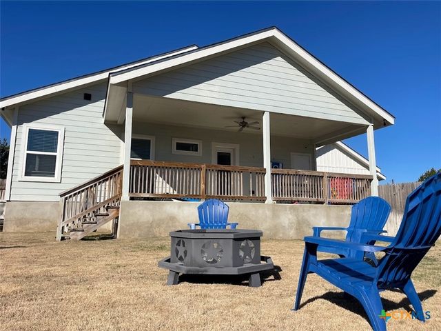 1220 Diamondhead Drive, Canyon Lake, TX 78133