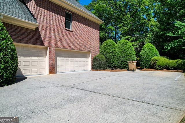 7450 Glenmaura Way, Suwanee, GA 30024