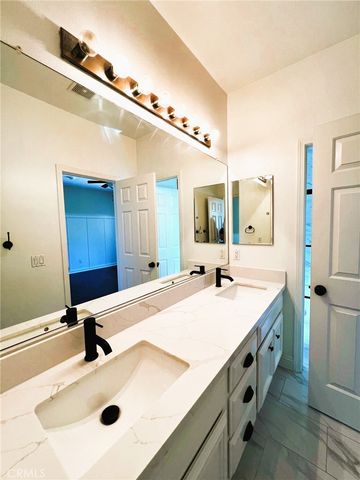 50 Lyon Ridge, Aliso Viejo, CA 92656