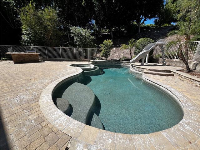 50 Lyon Ridge, Aliso Viejo, CA 92656