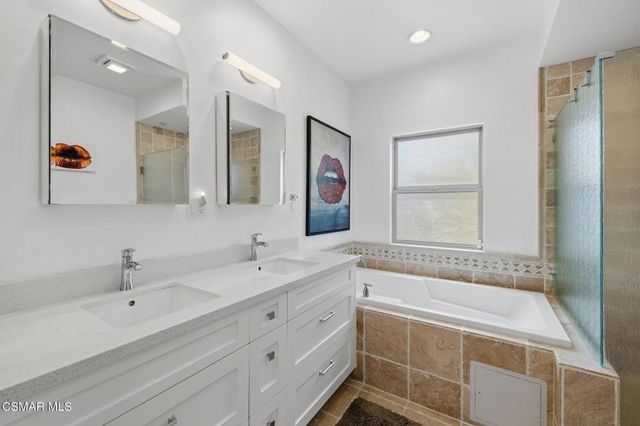 1410 N Curson Avenue 202, West Hollywood, CA 90046