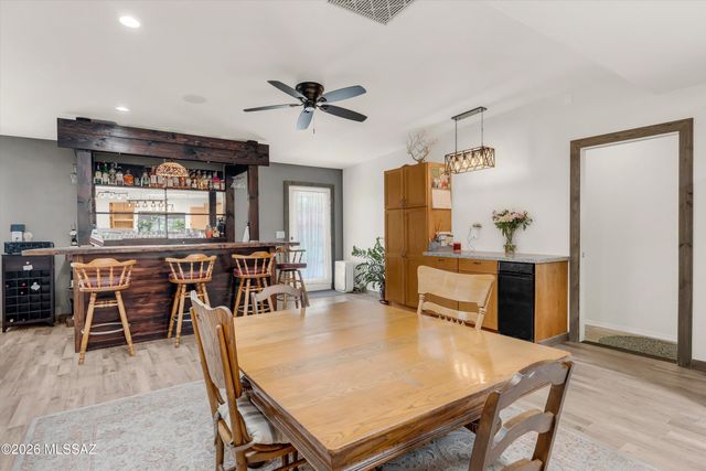 7855 N Northern Avenue, Tucson, AZ 85704