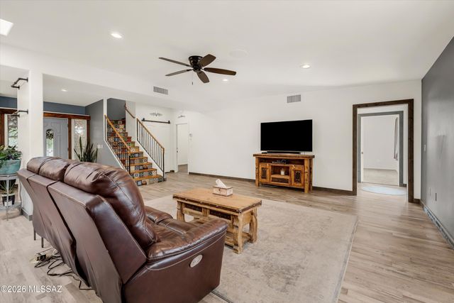 7855 N Northern Avenue, Tucson, AZ 85704