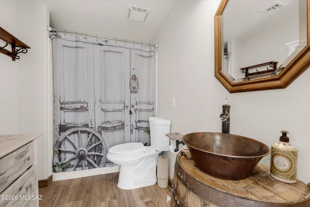 7855 N Northern Avenue, Tucson, AZ 85704