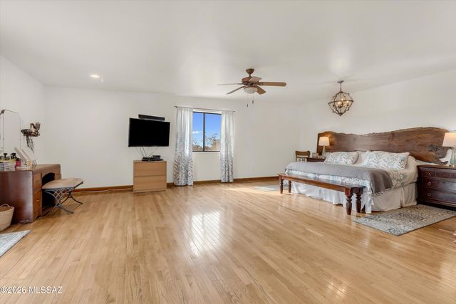 7855 N Northern Avenue, Tucson, AZ 85704