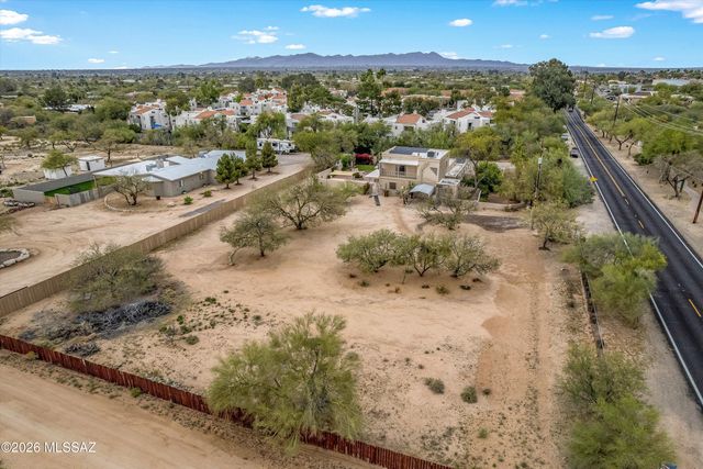 7855 N Northern Avenue, Tucson, AZ 85704