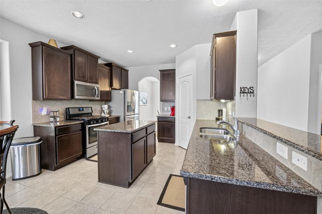 13619 Spectacled Bear Lane, Crosby, TX 77532