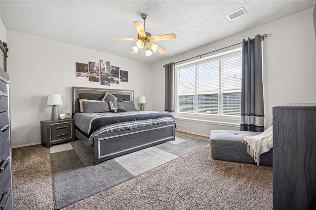 13619 Spectacled Bear Lane, Crosby, TX 77532