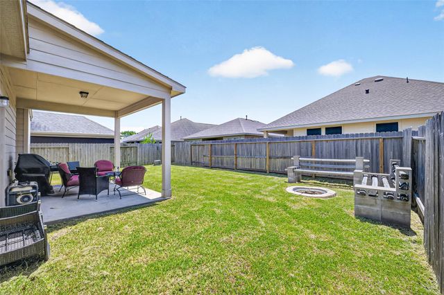 13619 Spectacled Bear Lane, Crosby, TX 77532