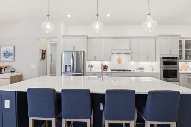 5011 STONEY POINT GLEN, Lakewood Ranch, FL 34211