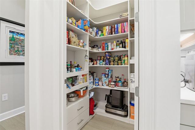 5011 STONEY POINT GLEN, Lakewood Ranch, FL 34211