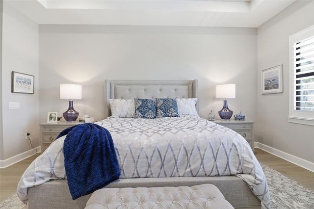 5011 STONEY POINT GLEN, Lakewood Ranch, FL 34211