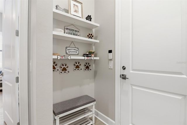 5011 STONEY POINT GLEN, Lakewood Ranch, FL 34211