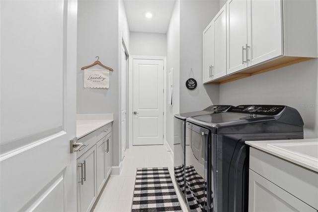 5011 STONEY POINT GLEN, Lakewood Ranch, FL 34211