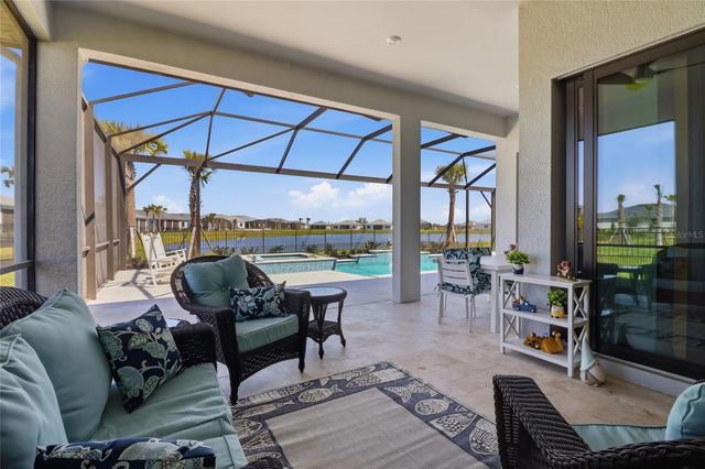 5011 STONEY POINT GLEN, Lakewood Ranch, FL 34211