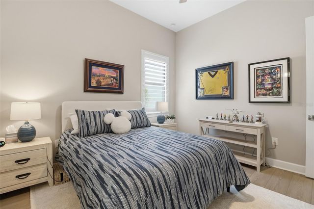 5011 STONEY POINT GLEN, Lakewood Ranch, FL 34211