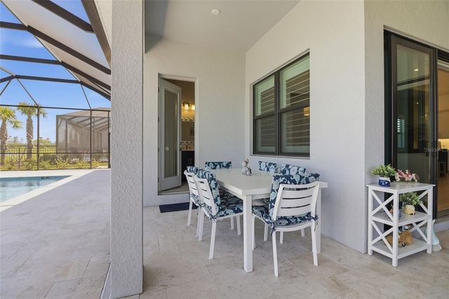 5011 STONEY POINT GLEN, Lakewood Ranch, FL 34211