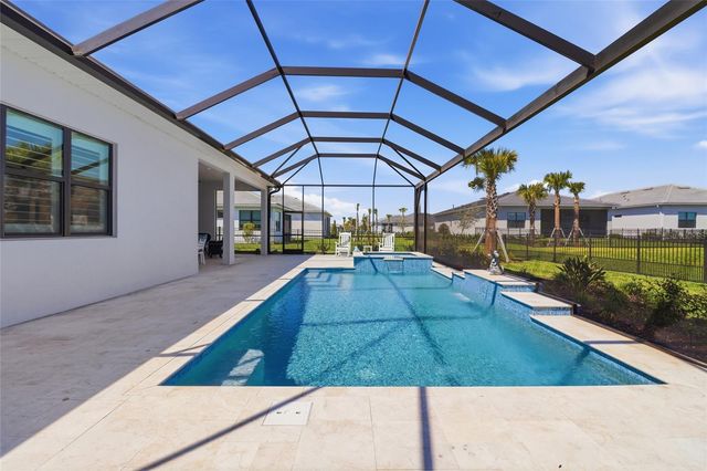 5011 STONEY POINT GLEN, Lakewood Ranch, FL 34211