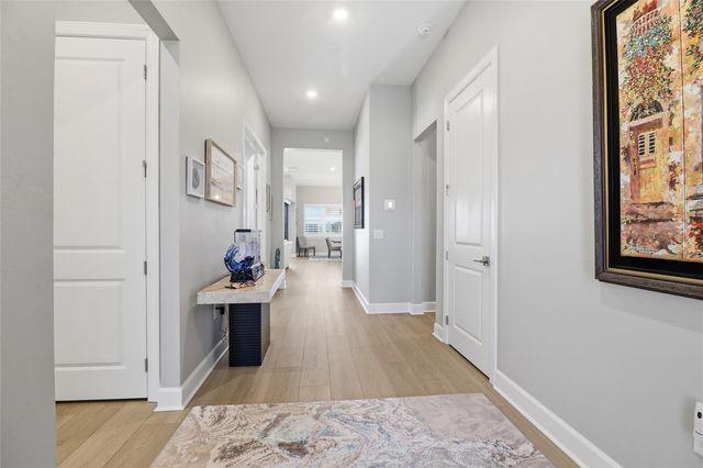 5011 STONEY POINT GLEN, Lakewood Ranch, FL 34211