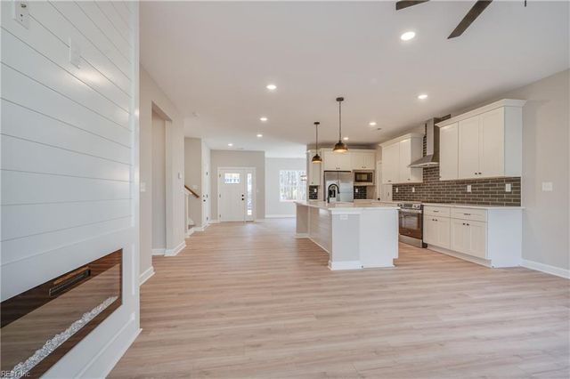 785 Caddie ST, Chesapeake, VA 23322